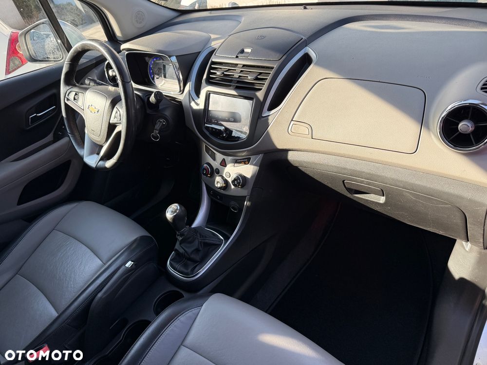 Chevrolet Trax 1.4 T LS - 21