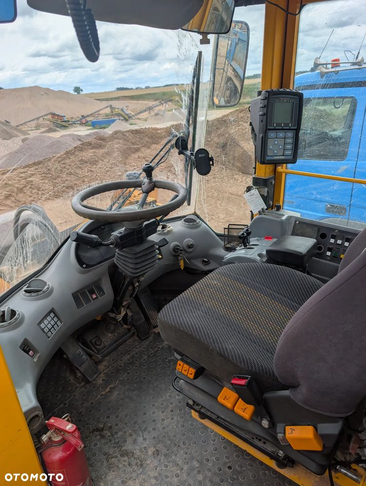 Volvo L180E - 8