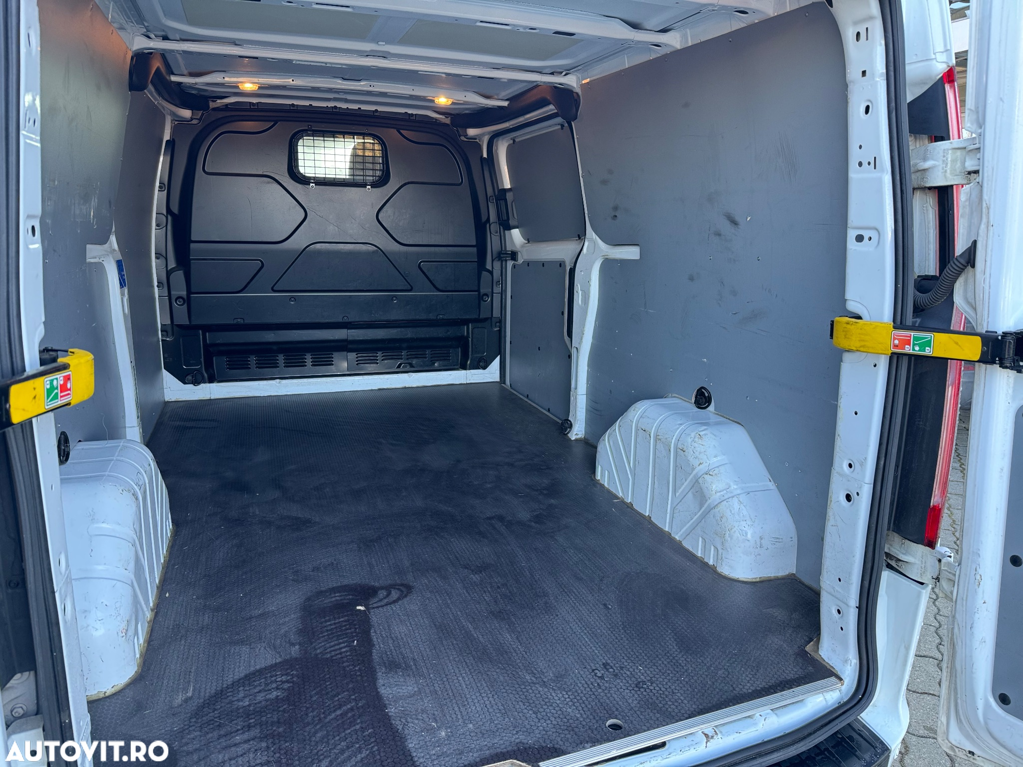 Ford Transit Custom 300 L2H1 LKW VA Basis - 27