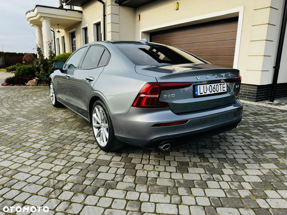 Volvo S60 ver-t6-awd-momentum-pro - 9