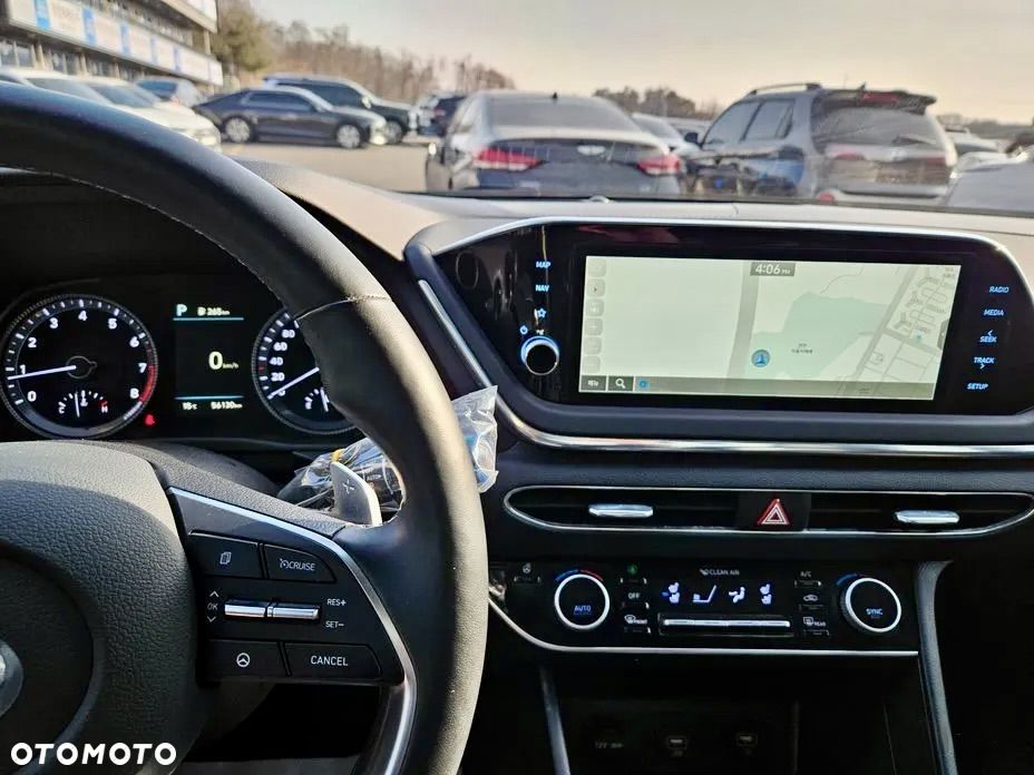 Hyundai Sonata - 15