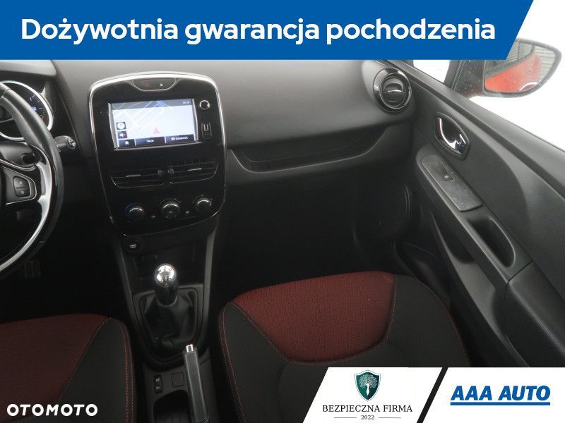 Renault Clio - 10