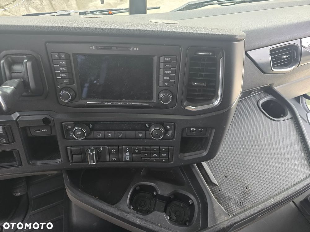 Scania 450 - 21