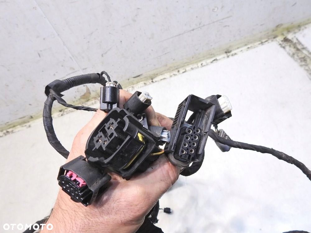 WIĄZKA INSTALACJA KOMORY SILNIKA PRAWA BMW E61 2.5i - 5