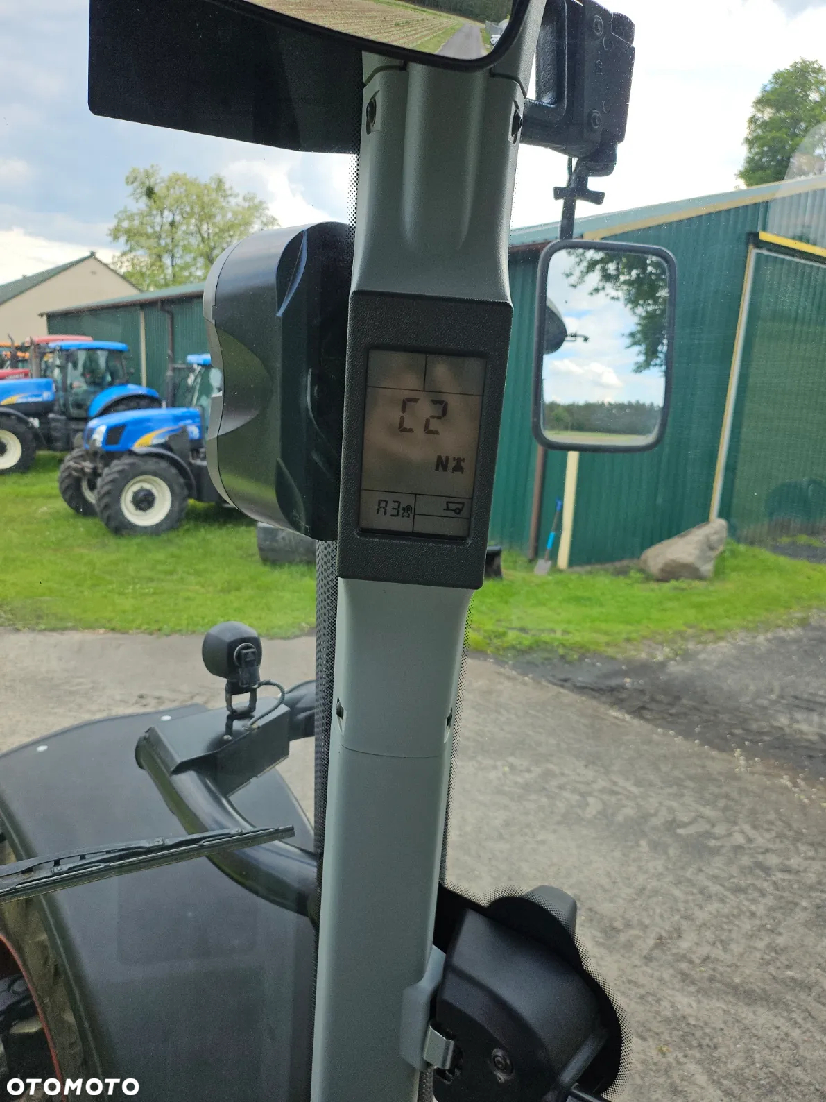 Claas Axion 810 CEBIS - 28