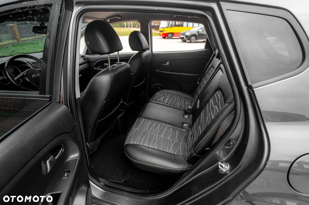 Kia Venga 1.6 CVVT Platinum Edition - 18