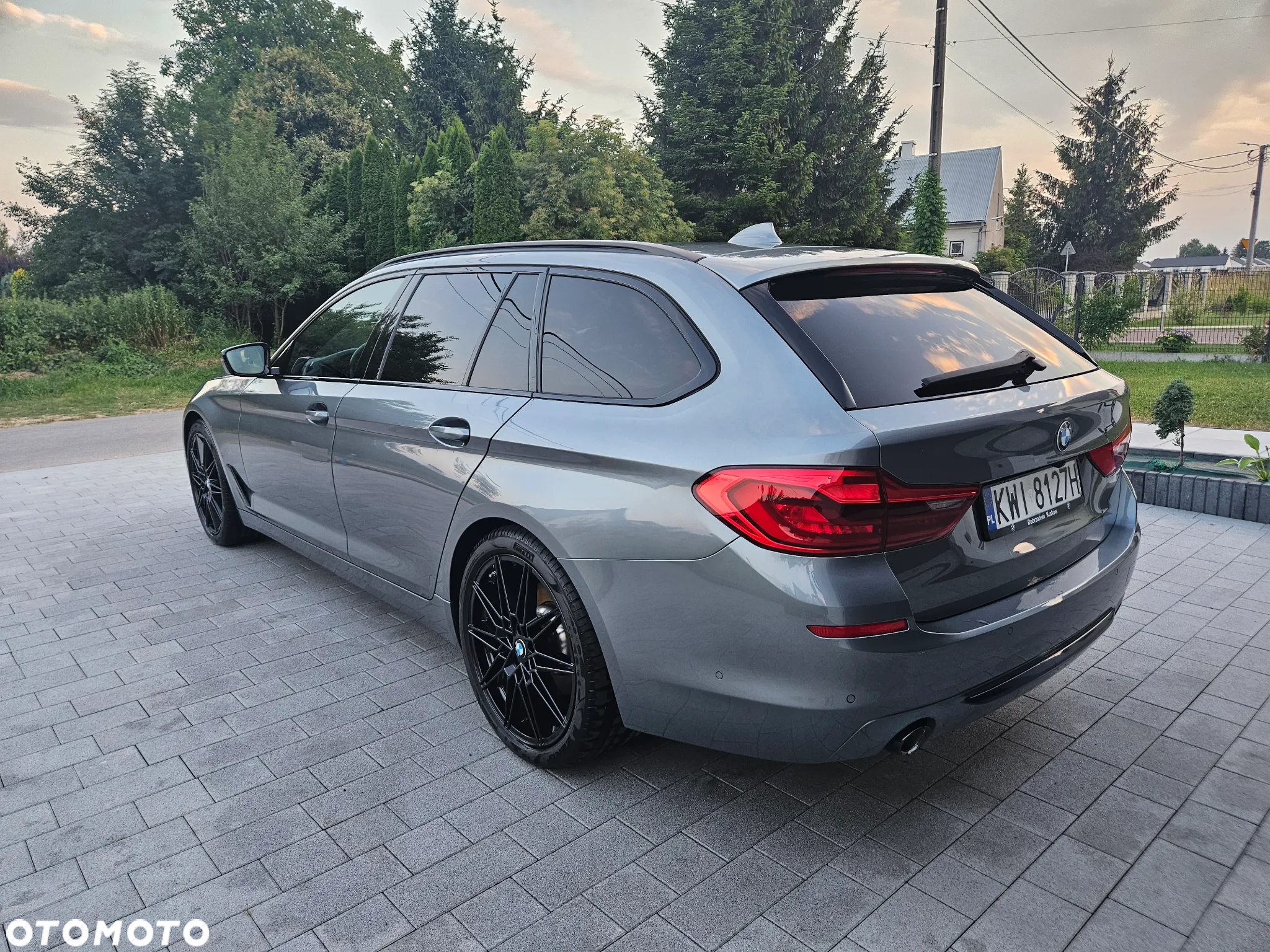 BMW Seria 5 520d Luxury Line sport - 14