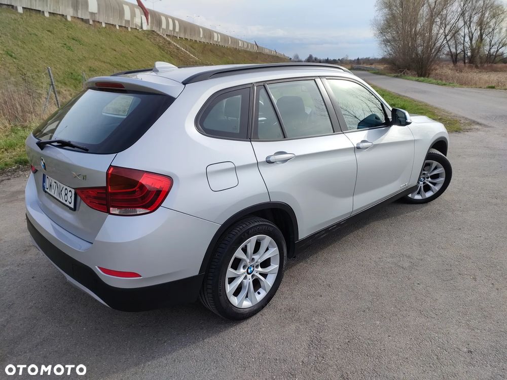 BMW X1 sDrive18i - 12