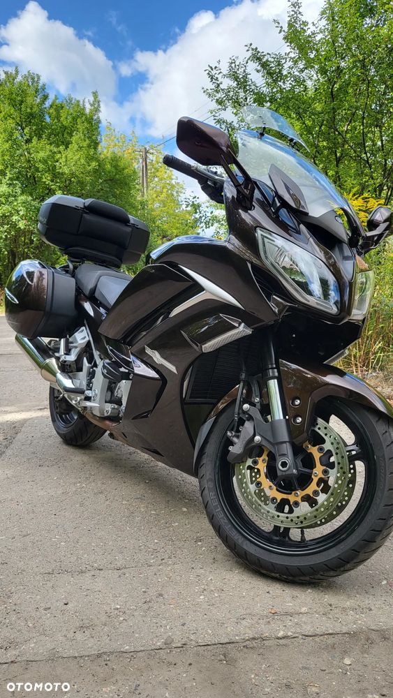 Yamaha FJR - 1