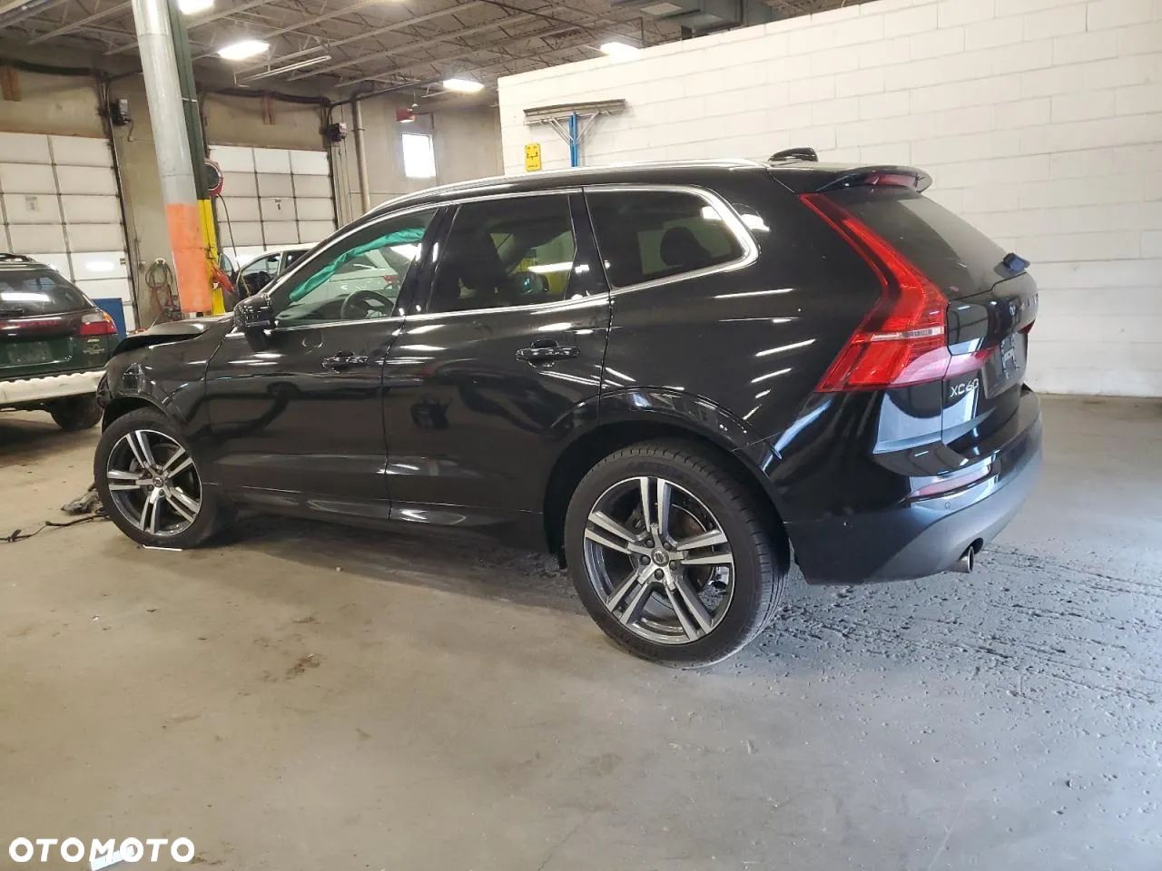 Volvo XC 60 T5 AWD Geartronic Momentum - 1