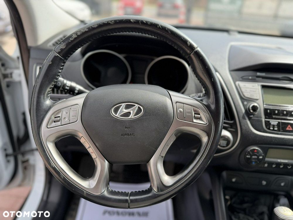 Hyundai ix35 2.0 4WD Premium - 23