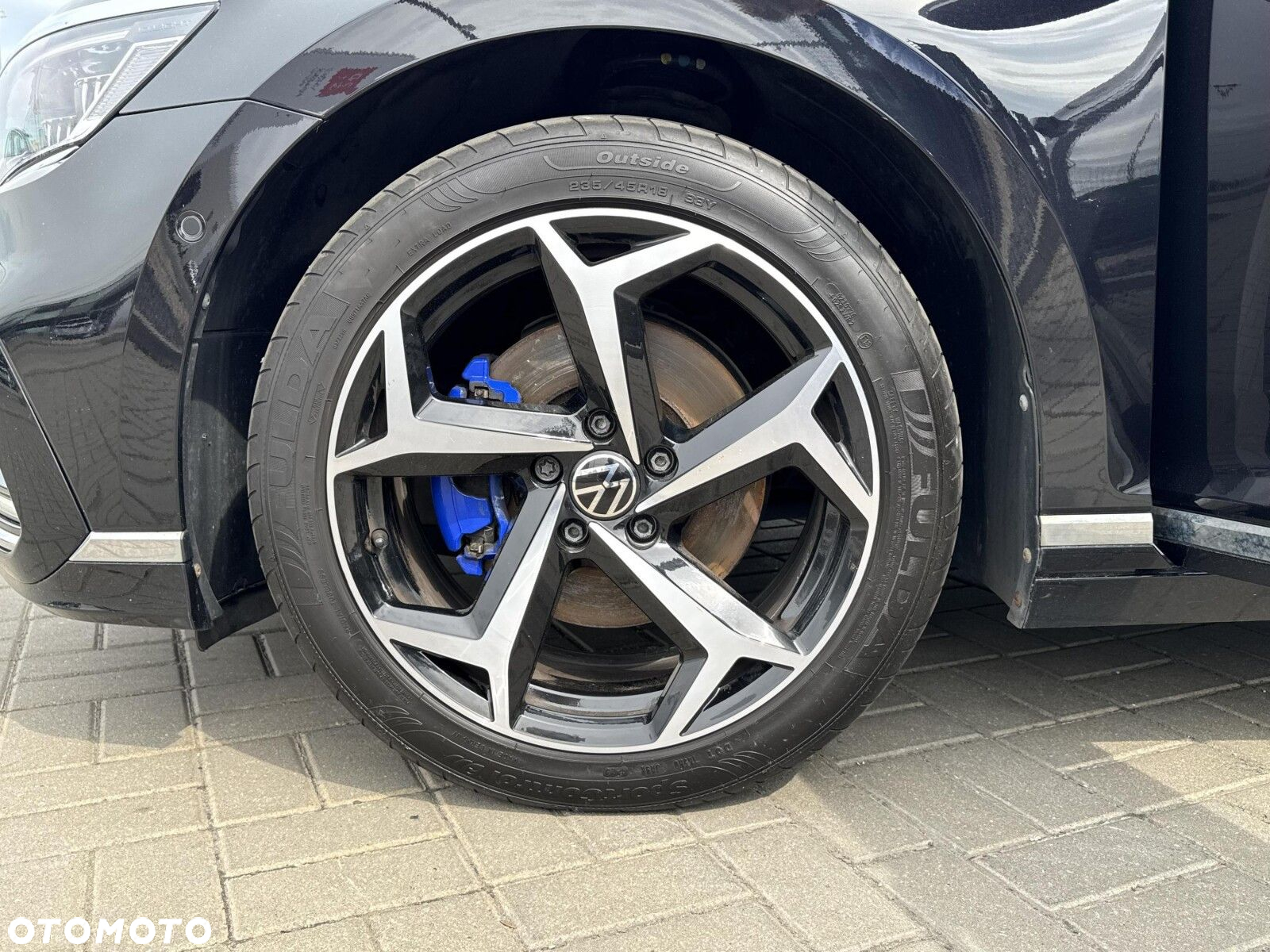 Volkswagen Passat - 31