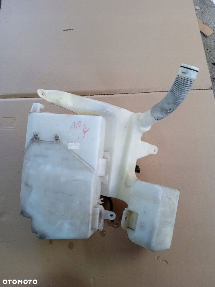 zbiornik spryskiwaczy pod ksenon ford mondeo mk4 - 1