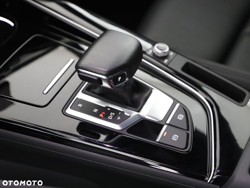 Audi A4 Avant 40 TDI mHEV S tronic - 14