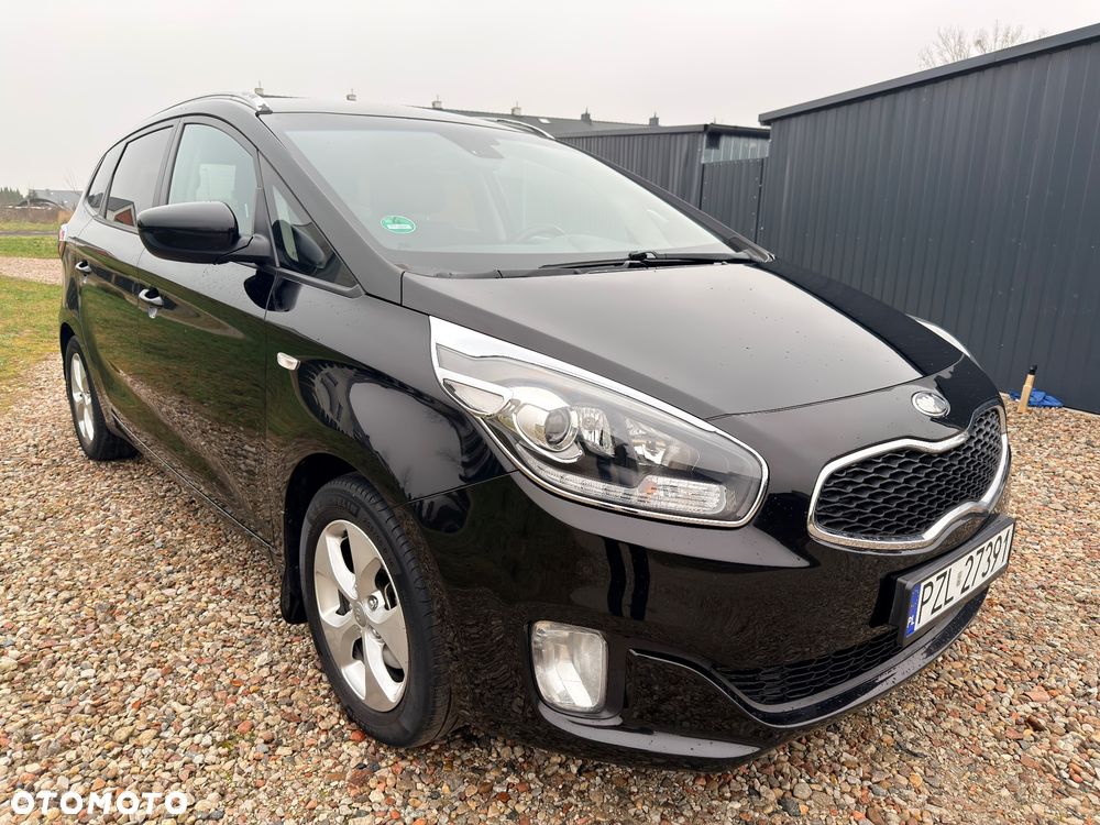 Kia Carens 1.6 GDI XL 7os - 15