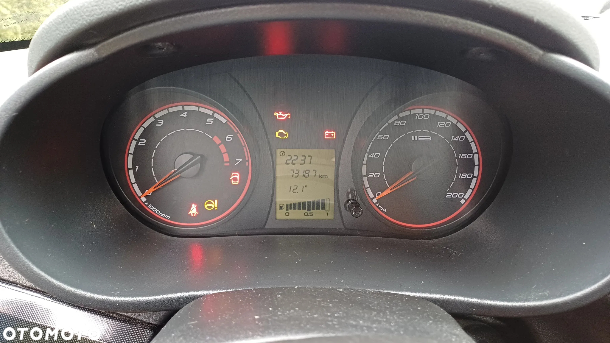 Lada Kalina Cross Luxus - 12