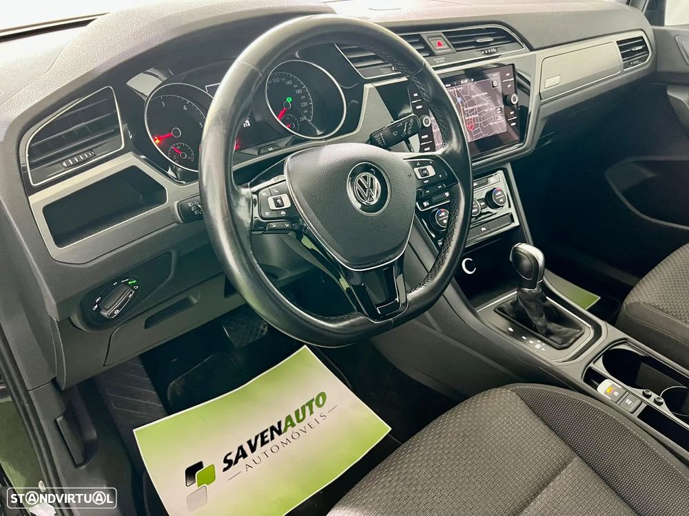 VW Touran 1.6 TDI Highline DSG - 38