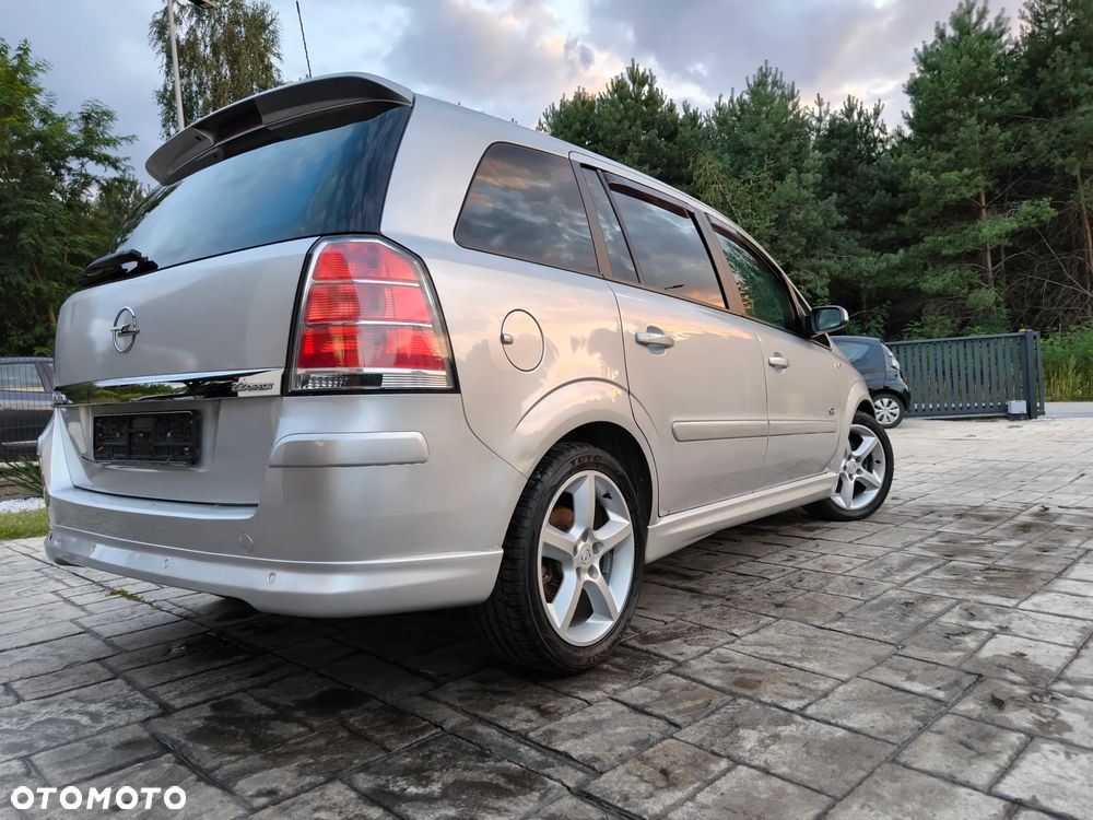 Opel Zafira 2.2 Cosmo - 8