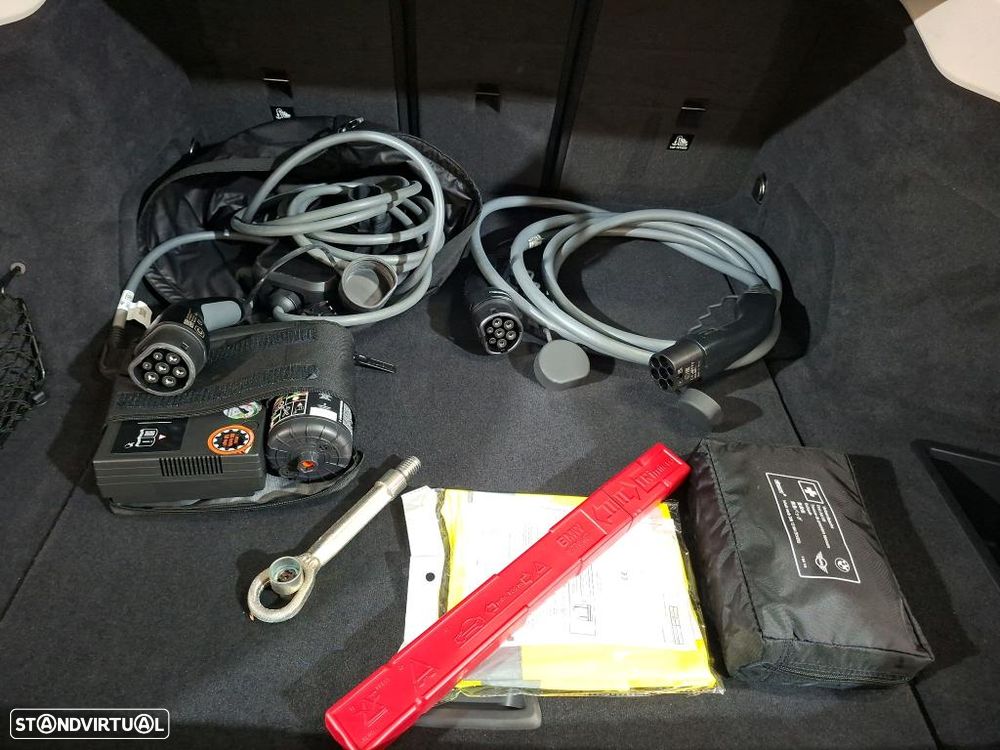 BMW i4 eDrive40 - 12