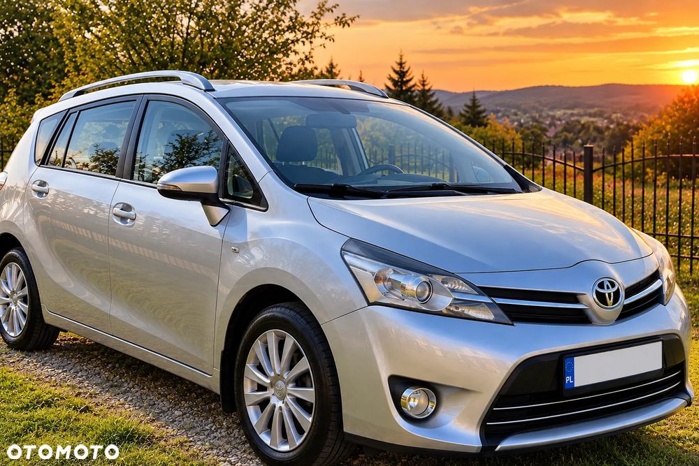 Toyota Verso - 1