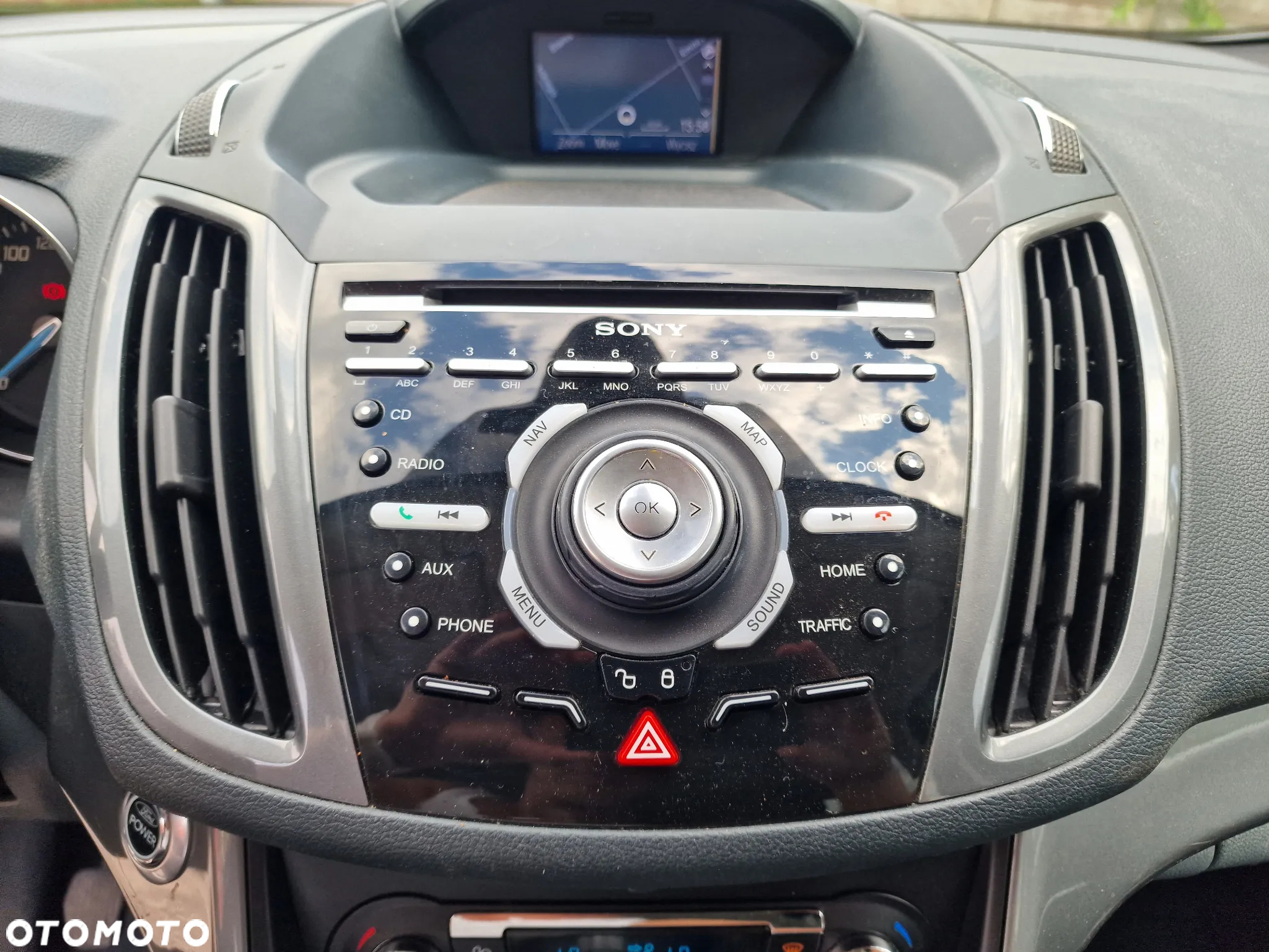 Ford C-MAX 1.6 EcoBoost Titanium - 20