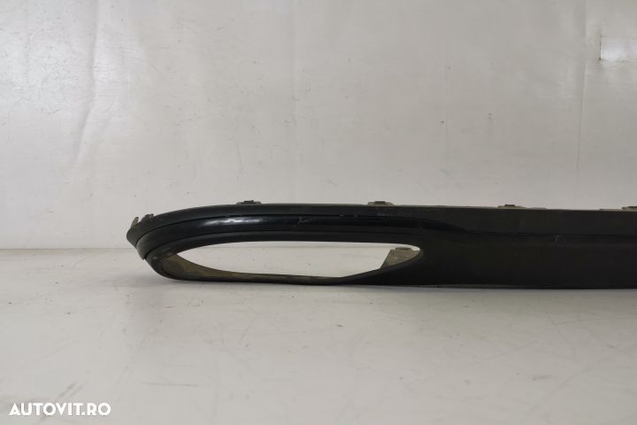 Fusta Spoiler Bara Spate Originala In Stare Buna Mercedes-Benz E-Class - 2