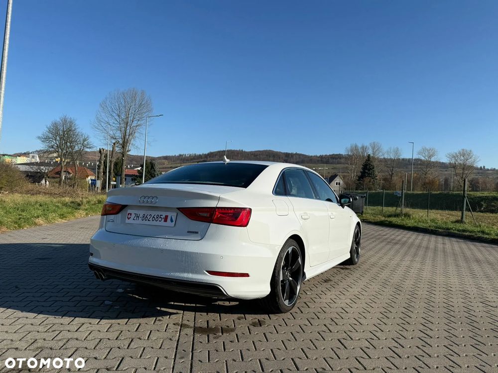 Audi A3 Limousine 2.0 TDI quattro S line Sportpaket - 22