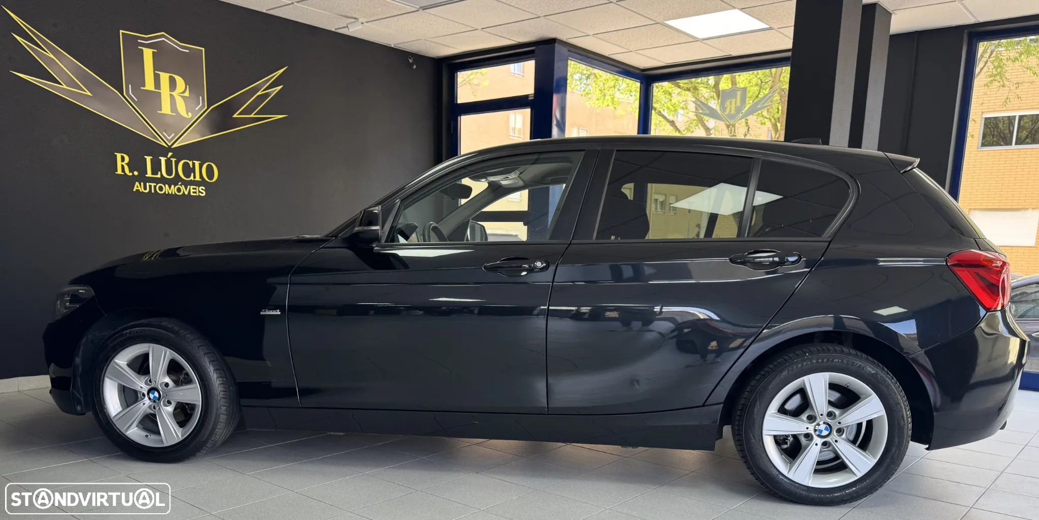 BMW 116 d Line Sport - 23