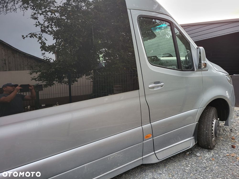 Mercedes-Benz Sprinter - 8