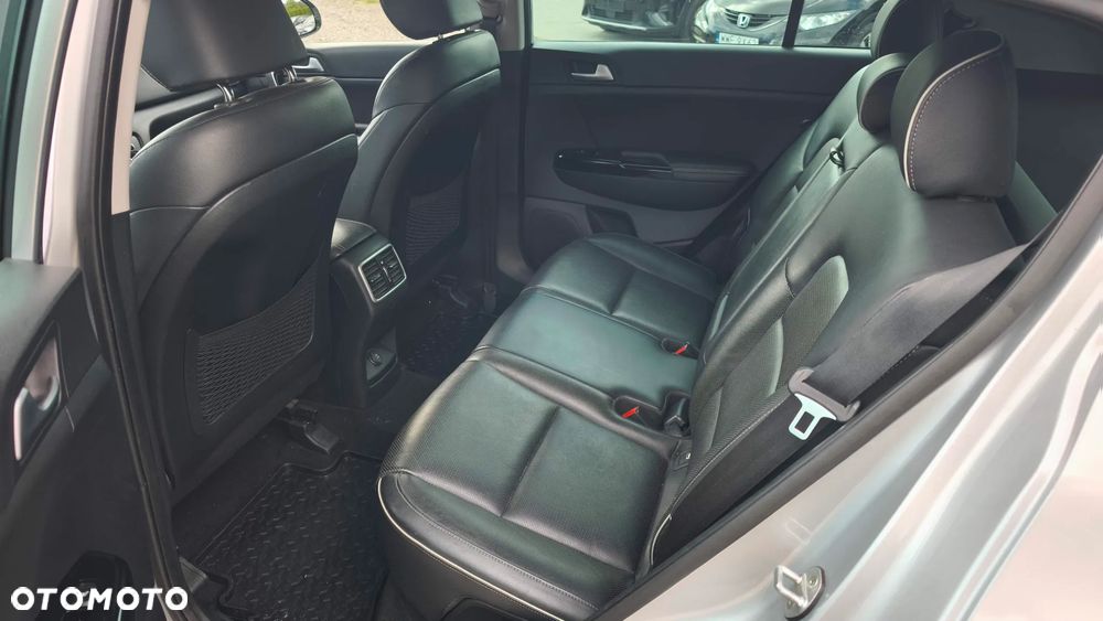 Kia Sportage 1.7 CRDI XL 2WD - 16