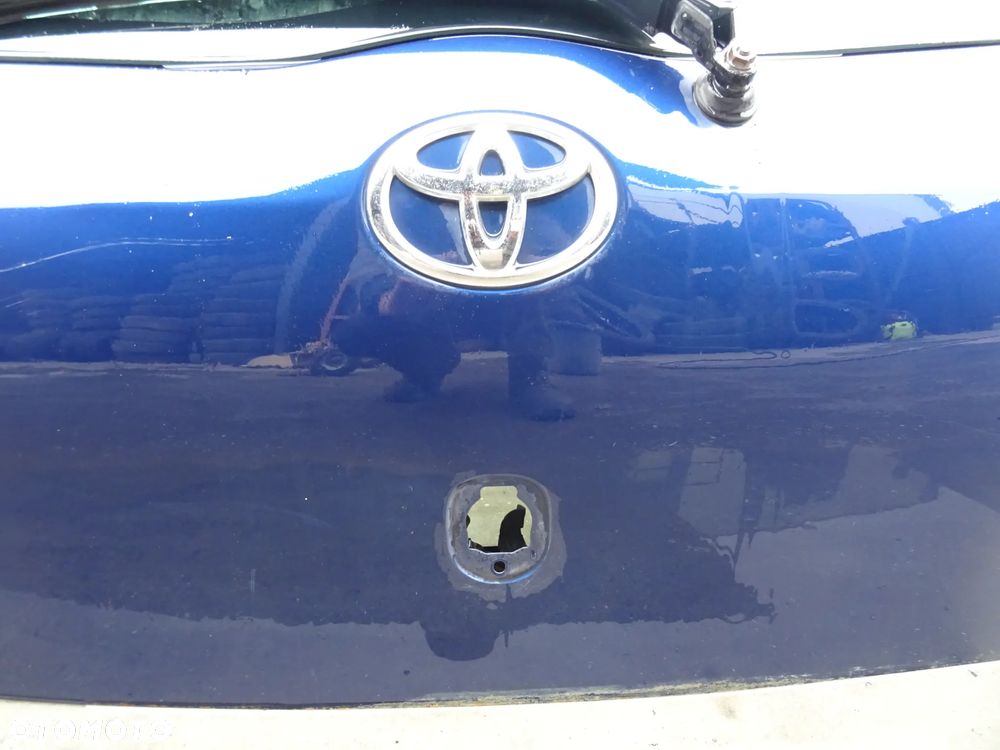 Klapa Bagażnika Toyota Yaris - 8