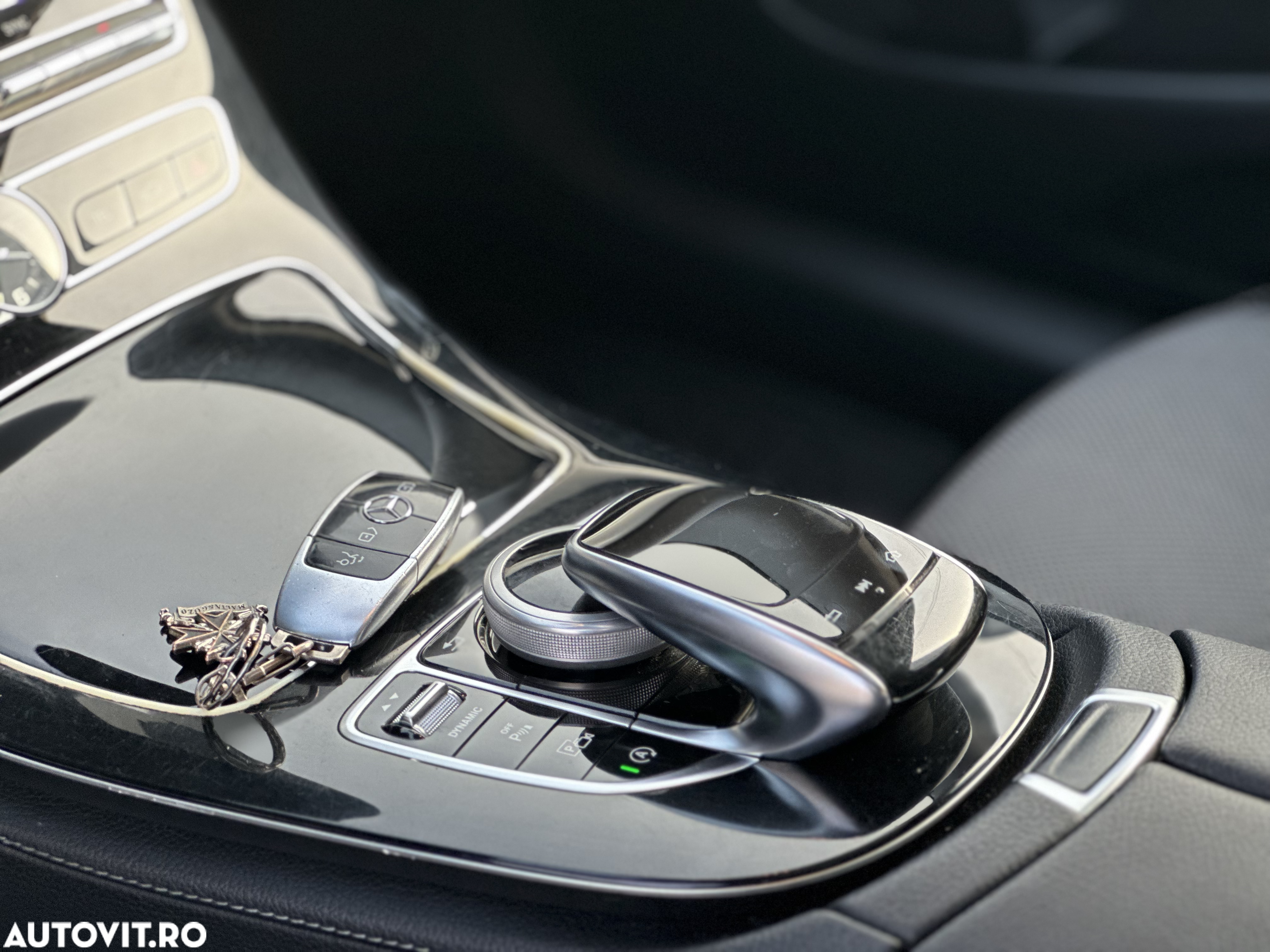 Mercedes-Benz E - 24