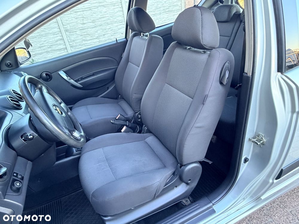 Chevrolet Aveo 1.2 Cool - 34