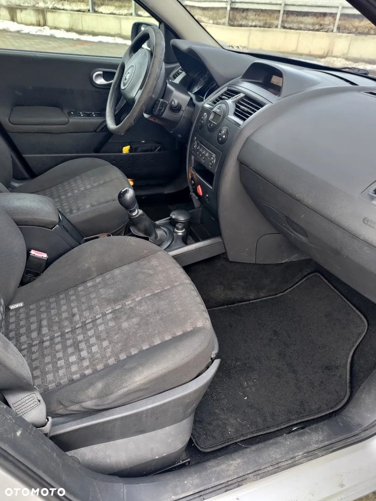 Renault Megane 1.9 dCi FAP Exception - 14