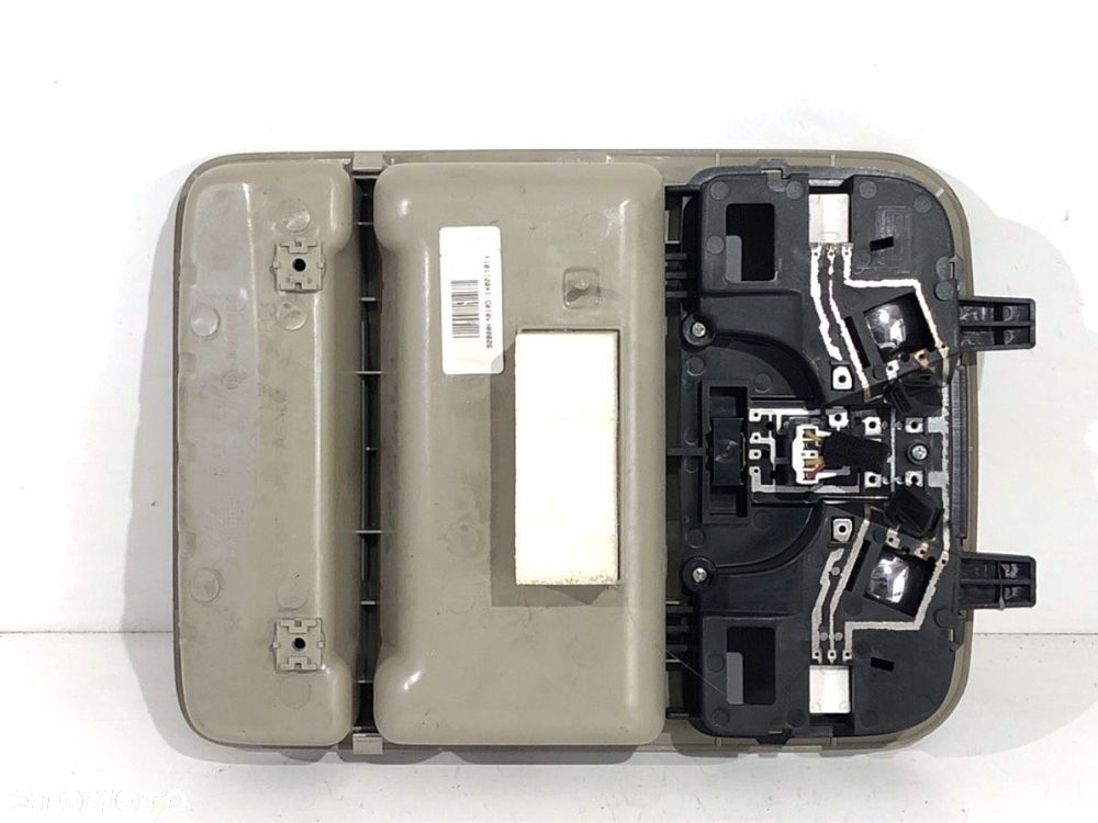 LAMPA SUFITOWA - 79.00 PLN - KIA CARENS IV 2013 - 2022 1.7 CRDi 100 kW [136 KM] olej napędowy 2013 - 4