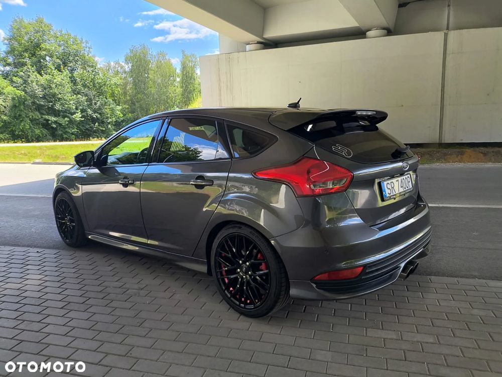 Ford Focus 2.0 EcoBoost ST-2 - 6