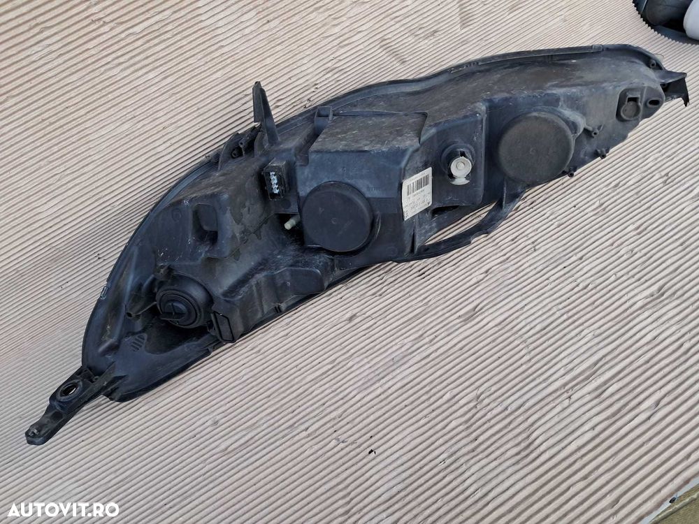 Peugeot 407, capota motor, faruri, aripi. - 10