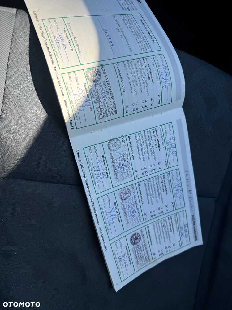 Skoda Octavia 1.8T Elegance - 20