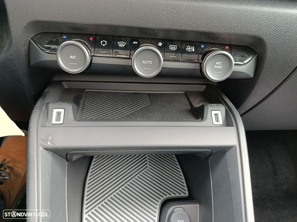 Citroën e-C4 X 54 kWh Autonomia Alargada Business Edition - 13