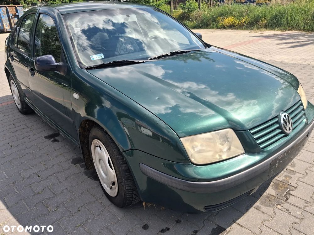 Volkswagen Bora Golf IV 4silnik 1.4 16v 55 Kw 75 KM skrzynia biegów DUU DLP DUW DUS drzwi maska zderzak klapa LC6M lampa grill atrapa lusterko panel sterownik moduł przewód wąż wiązka lewarek maglownica cewka kolektor tłumik wydech alternator rozrusznik fotel kierownica sterownik stacyjka belka sanki mcperson zwrotnica zacisk hamulcowy serwo pompa abs paliwa schowek szyba zamek czujnik sonda sprężarka klimatyzacji zbiorniczek podszybie wahacz zwrotnica NA CZĘŚCI - 9