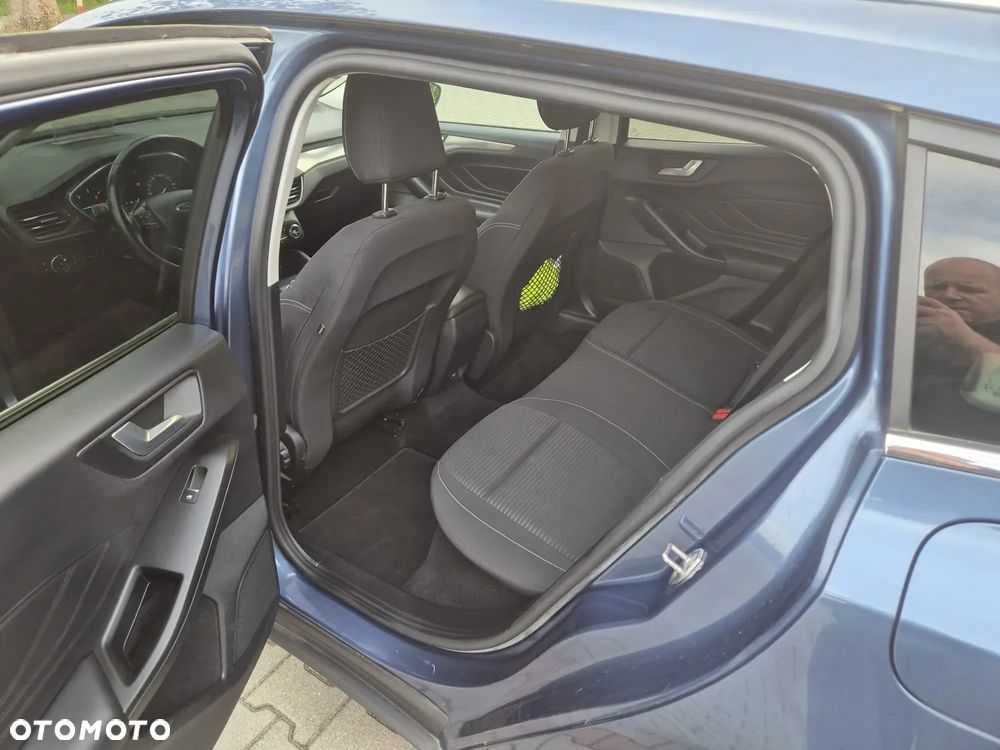 Ford Focus Turnier 2.0 TDCi DPF Titanium - 27