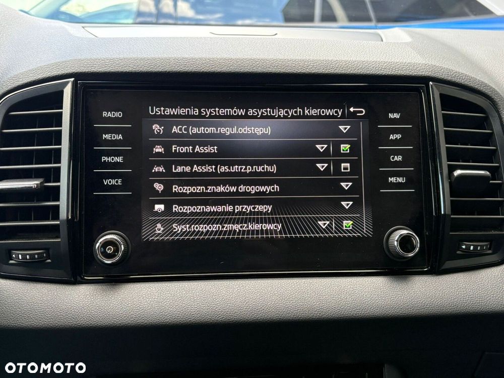 Skoda Karoq 2.0 TSI 4x4 Sportline DSG - 25