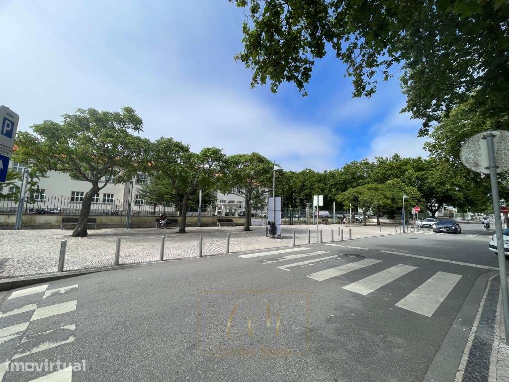 Apartamento T4 com garagem fechada no centro da Póvoa de Varzim - Grande imagem: 2/15