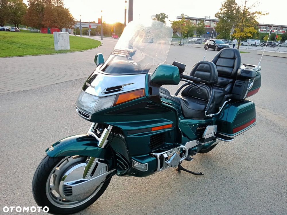 Honda GL - 11