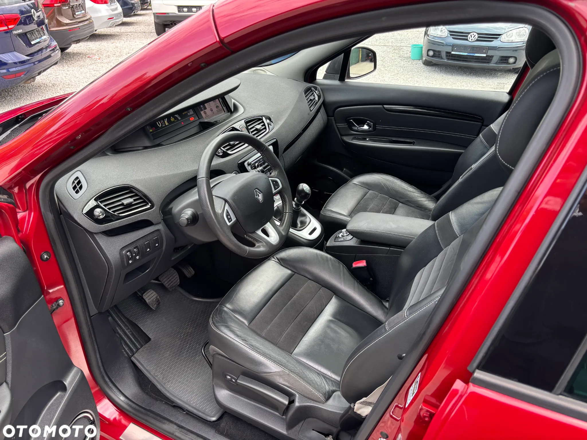 Renault Scenic 1.6 dCi Energy Bose Edition S&S - 29