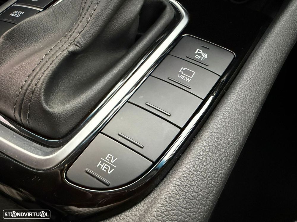 Hyundai Ioniq 1.6 GDI PHEV Tech - 16