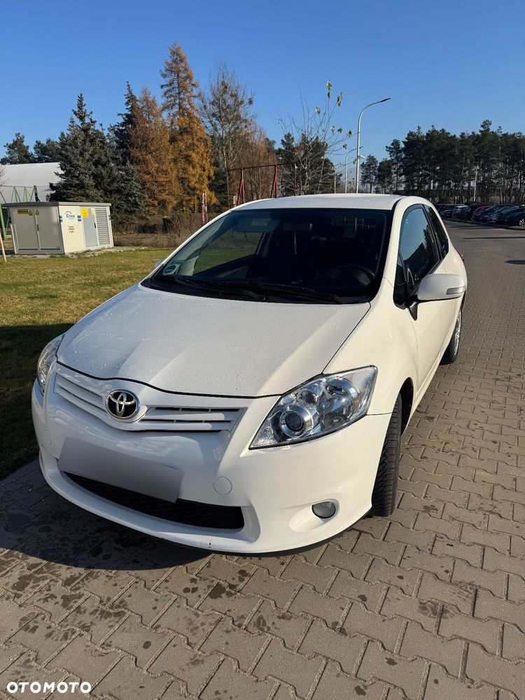 Toyota Auris 1.33 VVT-i Terra - 11