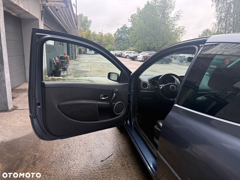 Renault Clio 1.5 dCi Extreme - 10