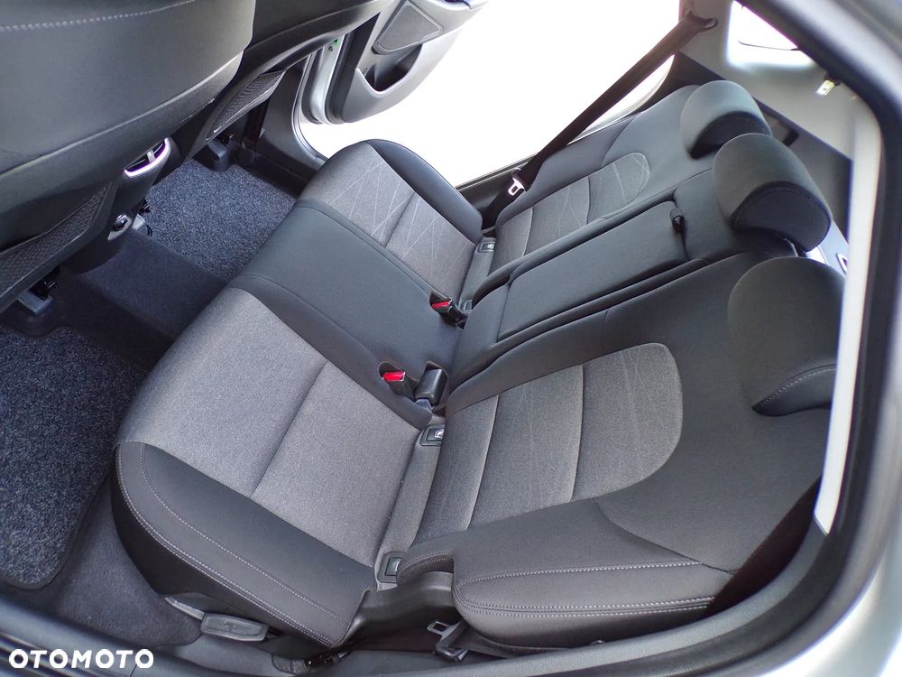 Hyundai Tucson 1.6 CRDi 48V-Hybrid 2WD DCT Select - 31