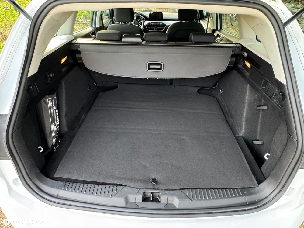 Ford Focus - 8